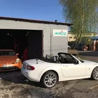 Autíčkářova garáž: MX-5 NCFL 2.0 a přípravy na blížící se MX-5 Cup
