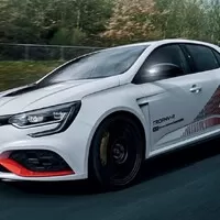 Renault sesadil Hondu z trůnu krále Nürburgringu