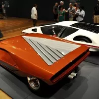Lancia Stratos Zero vs. Ferrari Modulo: Souboj mimo realitu