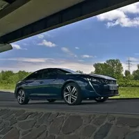 Peugeot 508 GT 225 EAT8: Střední třído, neodcházej!