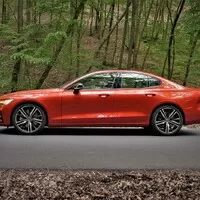 Volvo S60 T5 R-Design: Funkcionalismus 21.století