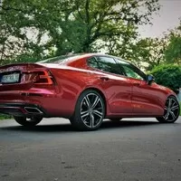 Volvo S60 T5 R-Design: Funkcionalismus 21.století