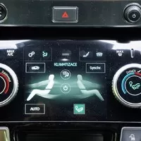 Jaguar I-Pace EV400 S AWD: Budoucnost v zářných barvách