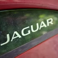Jaguar I-Pace EV400 S AWD: Budoucnost v zářných barvách