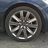Mazda6 2.5i Revolution versus Peugeot 508 GT PureTech 225 - souboj alternativ