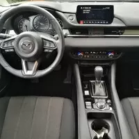 Mazda6 2.5i Revolution versus Peugeot 508 GT PureTech 225 - souboj alternativ