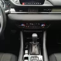Mazda6 2.5i Revolution versus Peugeot 508 GT PureTech 225 - souboj alternativ