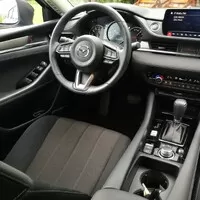 Mazda6 2.5i Revolution versus Peugeot 508 GT PureTech 225 - souboj alternativ