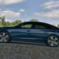 Mazda6 2.5i Revolution versus Peugeot 508 GT PureTech 225 - souboj alternativ