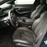 Mazda6 2.5i Revolution versus Peugeot 508 GT PureTech 225 - souboj alternativ