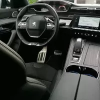 Mazda6 2.5i Revolution versus Peugeot 508 GT PureTech 225 - souboj alternativ