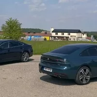 Mazda6 2.5i Revolution versus Peugeot 508 GT PureTech 225 - souboj alternativ