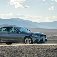 Mercedes-Benz C300: Proč si koupit Mercedes?