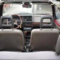 Když GLX nestačí: Zahraniční verze Favorita, které se u nás neprodávaly