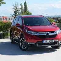 Honda CR-V 1.5 VTEC Turbo CVT Executive: Komfortně všude kolem