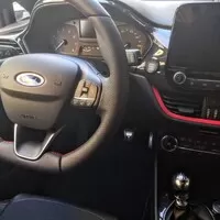 Ford Fiesta ST-Line (Red Edition): Hra na závoďák