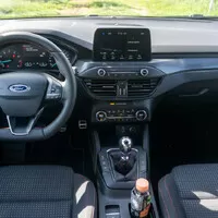 Ford Focus ST Line 150k: Umírněný rošťák
