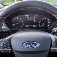 Ford Focus ST Line 150k: Umírněný rošťák