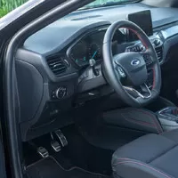 Ford Focus ST Line 150k: Umírněný rošťák