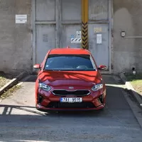 KIA ProCeed 1,4 T-GDI: Omluva normálnímu autu