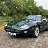 Jaguar XKR X100: Poslední z rodu pravověrných GT?