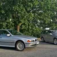 BMW 523i E39 vs Opel Omega 2.6 V6: To nejlepší z levných velkých zadokolek