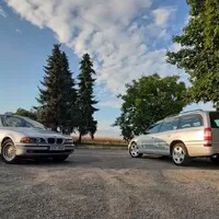 BMW 523i E39 vs Opel Omega 2.6 V6: To nejlepší z levných velkých zadokolek