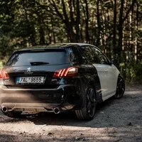 Peugeot 308GTi: Rozverné vlání za přední nápravou