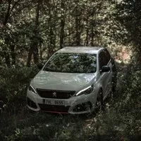 Peugeot 308GTi: Rozverné vlání za přední nápravou