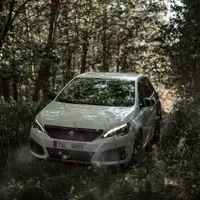 Peugeot 308GTi: Rozverné vlání za přední nápravou