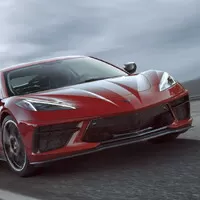 Corvette C8: bez manuálu, bez listových per a s motorem uprostřed
