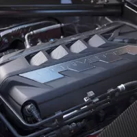 Corvette C8: bez manuálu, bez listových per a s motorem uprostřed