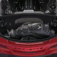 Corvette C8: bez manuálu, bez listových per a s motorem uprostřed