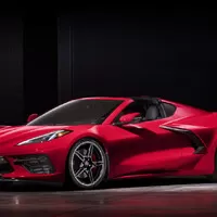Corvette C8: bez manuálu, bez listových per a s motorem uprostřed