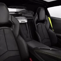 Nová Corvette už má funkční konfigurátor a díly od úpravců