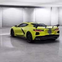 Nová Corvette už má funkční konfigurátor a díly od úpravců
