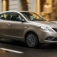 Lancia válcuje Alfu v evropských prodejích
