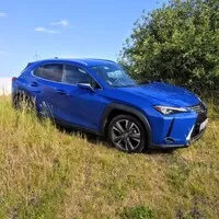 Lexus UX 250h: Rozmazlovat se je správné