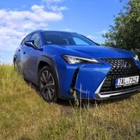 Lexus UX 250h: Rozmazlovat se je správné