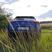 Lexus UX 250h: Rozmazlovat se je správné
