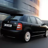 Ptejte se: Nové auto pro partnerku