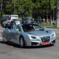 Nové Hispano Suiza se testuje v Barceloně. Vypadá...zvláštně.
