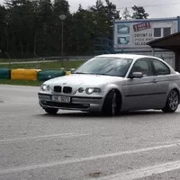 BMW E46 Compact 318ti: Ošklivé káčátko