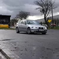 BMW E46 Compact 318ti: Ošklivé káčátko