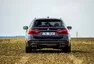 BMW 540i xDrive: Polštářky, dříví a rychlost.