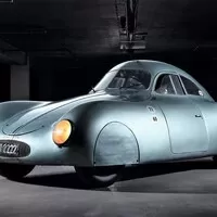 Do aukce míří nejstarší dochované Porsche