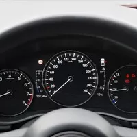 Mazda3 G122 Plus vs. Mazda3 G165 Revolution: Sourozenecký souboj o krále třídy