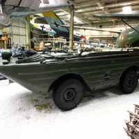 Stručná historie automobilové plavby