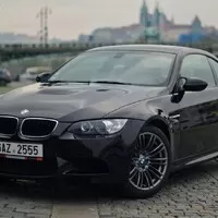 Autíčkář na megalovu: Průlet inzercí od A do Z