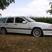 Autíčkář na megalovu: Průlet inzercí od A do Z